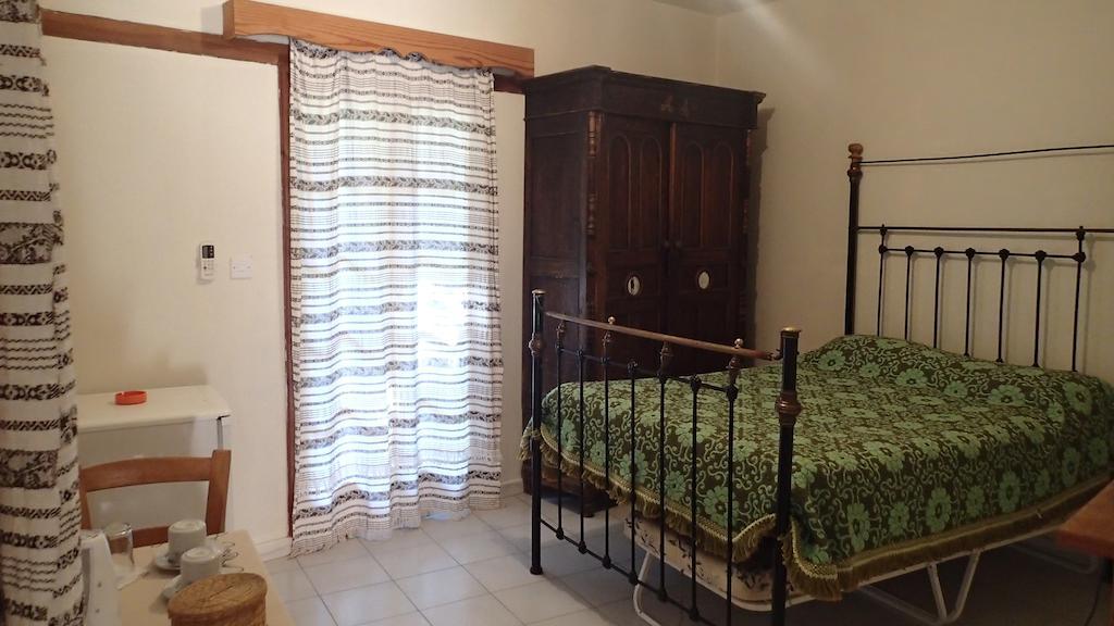 Galini Hotel Kakopetriá Szoba fotó